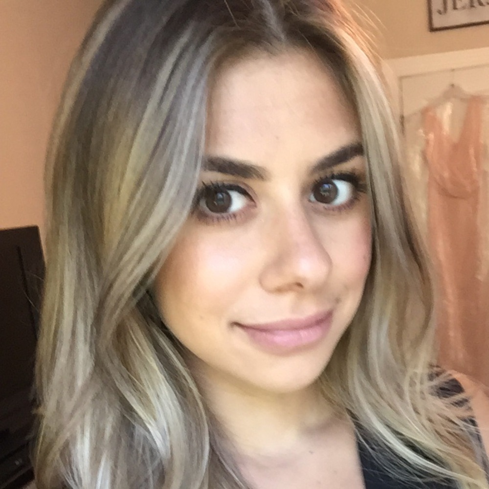 Meet your Posher, Stephanie